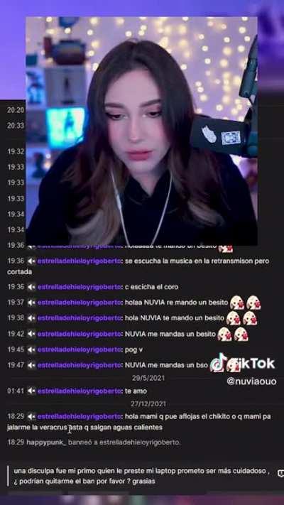 el bunnyarmy mas sano jajaja dejate de joder , por eso por mas que mienta y los estafe staryuuki, los enfermitos siguen atras de ella como ratitas estan re mal de la cabeza