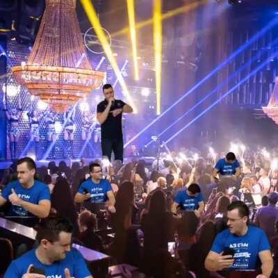 Слави имитира Слави