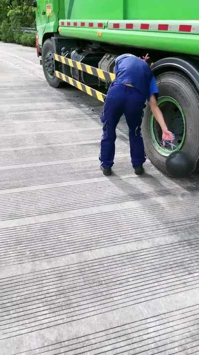 Funny looking balloon