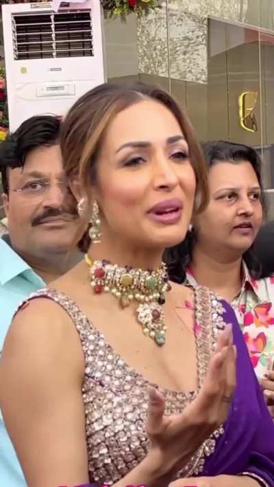 Malaika Arora Gorgeous Look In Pink Saree 🔥😘