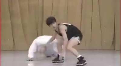 acho que tem alguma coisa errada