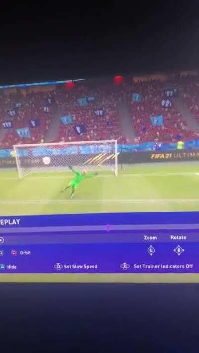 I decided to play a game of Div Rivals to warm up for Weekend League.... I will not be playing Weekend League today