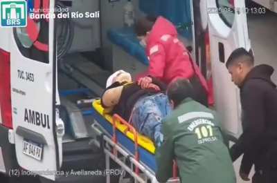 Tucumán: Joven ciclista sobrepaso a un camión cisterna y se lo llevaron puesto una cuadra, terminó internado, pero se salvó