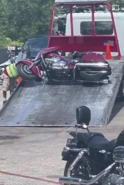 that’s one way to load a motorcycle onto a tow truck…