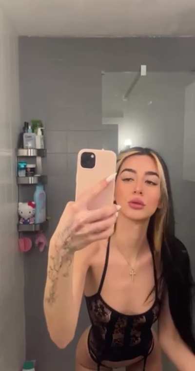 4'11 and feeling amazing