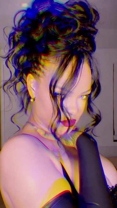 Rihanna 🤤