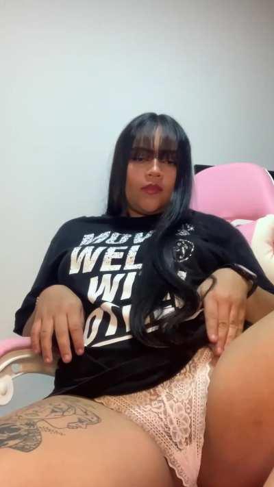 Would you fuck an 18 years old latina like me?