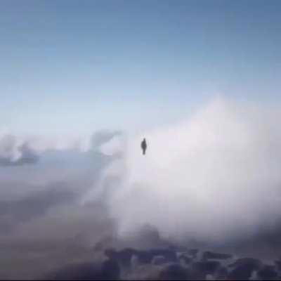 [RDR2] Jesus could walk on water, but this guy walks on the air...