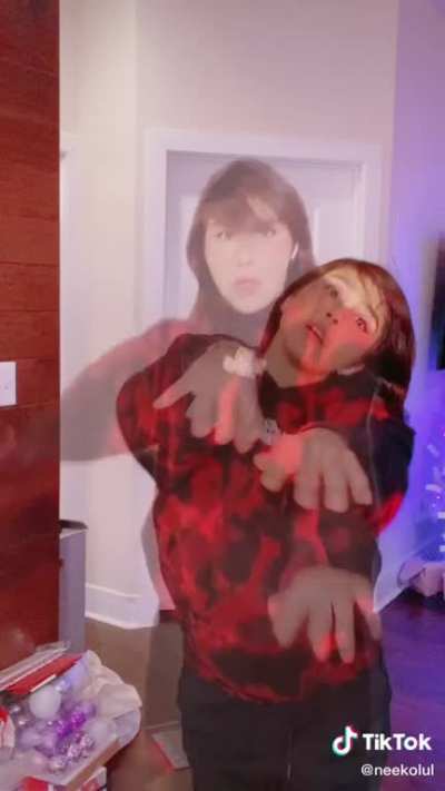 Can’t stop simpin🥰🥰