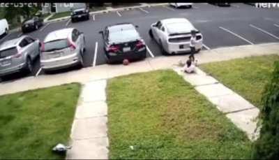 *TRIGGER WARNING* weirdos slide on their opps and hit his 8 y/o daughter… ps if mfs can’t hop out and get busy, put the gun down and pick up some tampons cuz u pussy