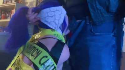 Slave's throat anthem