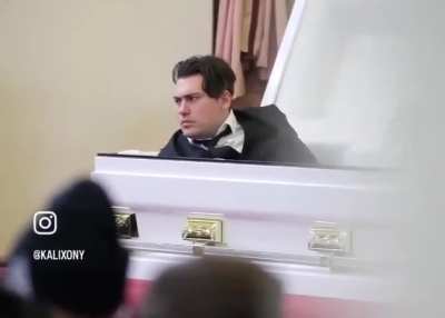 How it is like when I use dev mode to respawn the main character 