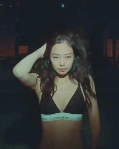 Jennie for Calvin Klein