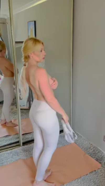 Request: taking off sports bra for u/grouchy-wind8713