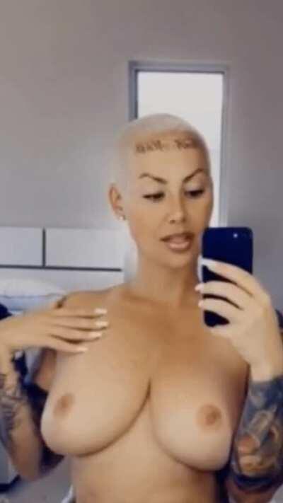 Amber Rose