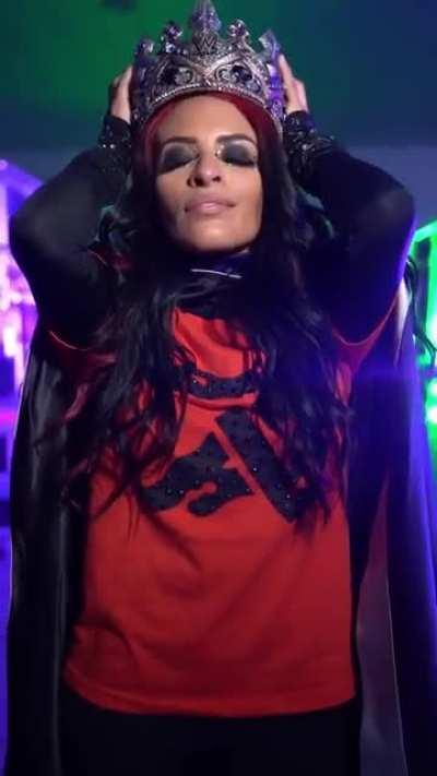 All Hail Queen Zelina!