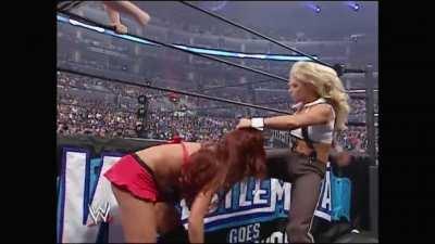 1k Reader Celebratory Bust - Christy Hemme at WM