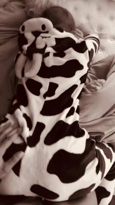 Pounding her pussy while she wears her onesie