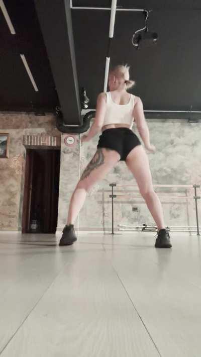 Black Shorts Jiggle Bounce