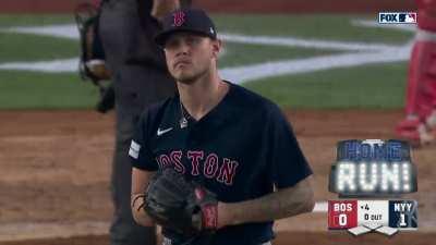 [Highlight] [Highlight] Gleyber Torres gets it started with a solo shot