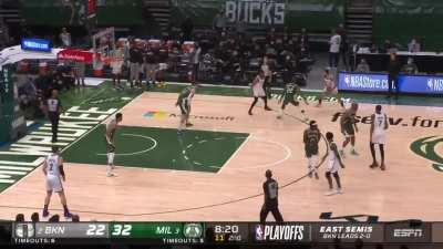 [Highlight] Bruce Brown scores 8 straight points as the roll man