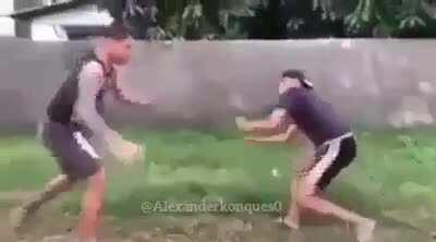 Fuerte pelea entre jugadores de free fire 😮