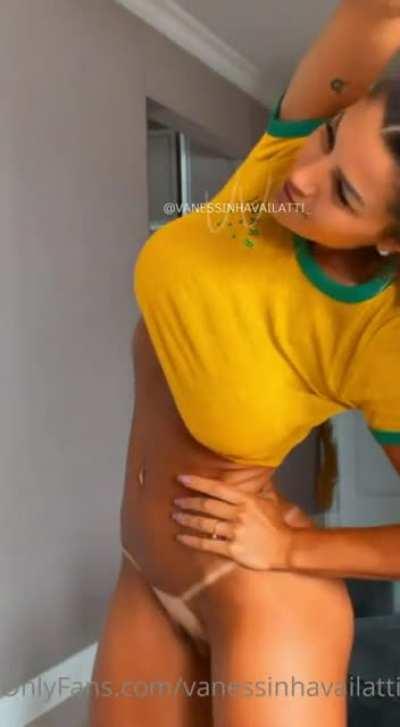 Vanessa Vailatti 🇧🇷 | @vanessinhavailatti_