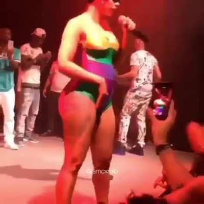 would do anything to get a face full of Cardi B ass