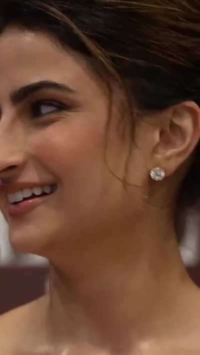 Palak Tiwari Face close-up