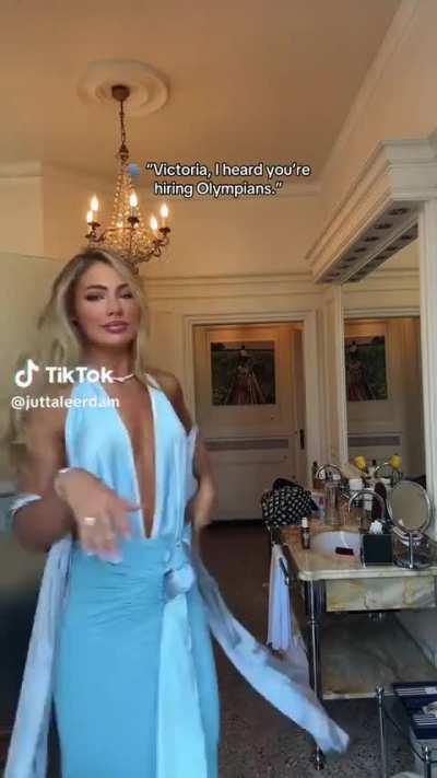 Jutta wants a job at Victorias Secret