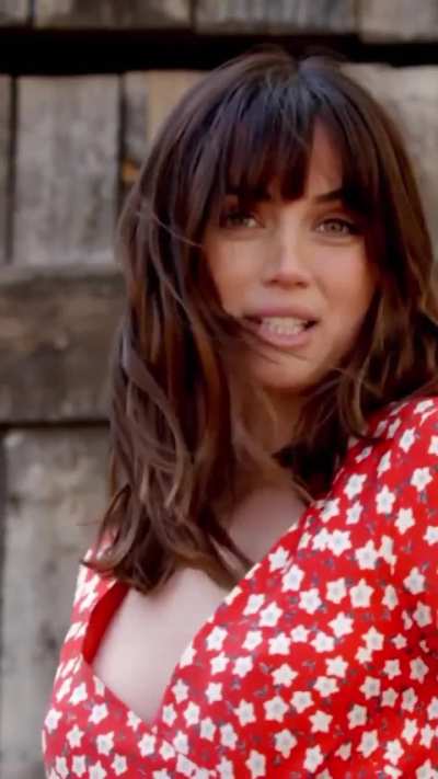 Oh my... Ana speaking Spanish is so therapeutic.