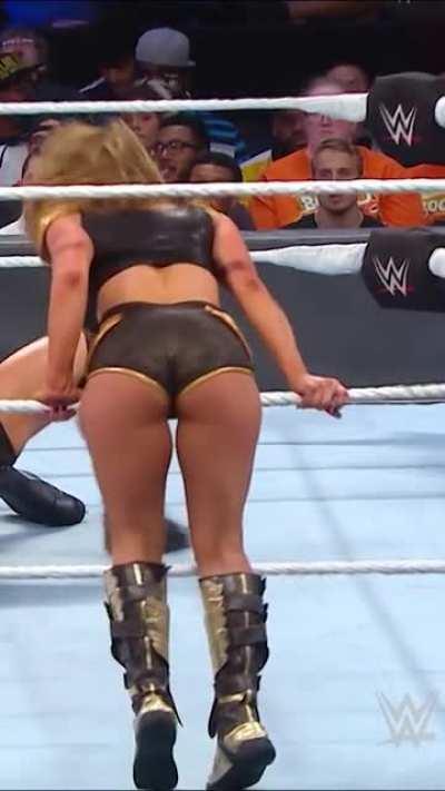 Mickie James sexy ass