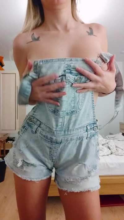 Are these in the top 5 perkiest real tits you've ever seen?