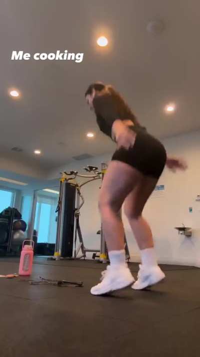 I love when she goes through her gaining weight phase 😂