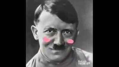 Quien mas esta esperando al hentai de hitler😎