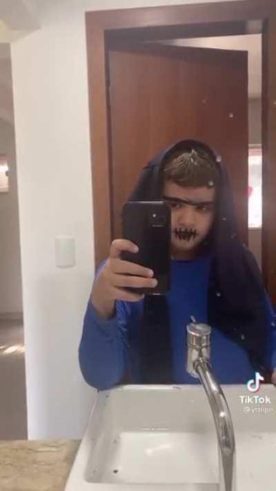 I shitted in my pants (oooh!) I am for real. Never meant my to make my booty shit, I apologiZe I shit my pant!