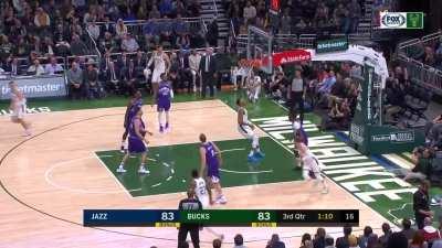 [Highlight] Giannis Antetokounmpo 50 points vs Jazz - 2019-20