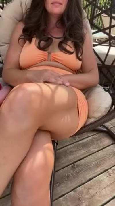 What real MILF wears under her dress!