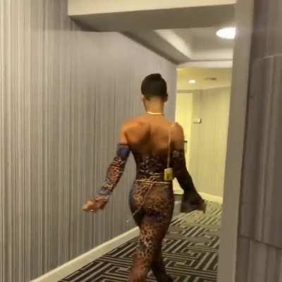 jean pierre warfield 🤎🖤🤎 be the fem 🤎🖤🤎 hot ass baby 🍎🍎🍎