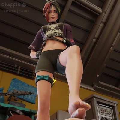 Helsie Footjob Barefoot (Cluffle)