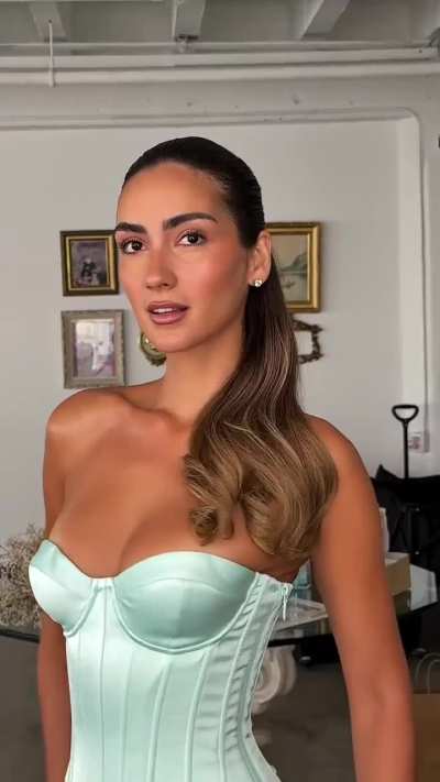 'Some bts and good vibes to start the week' | IG May 2025