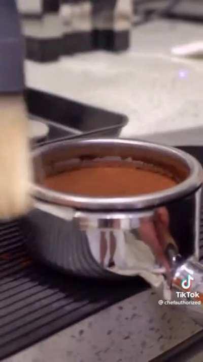 anybody recognize the wtd brand he’s using? also, lol