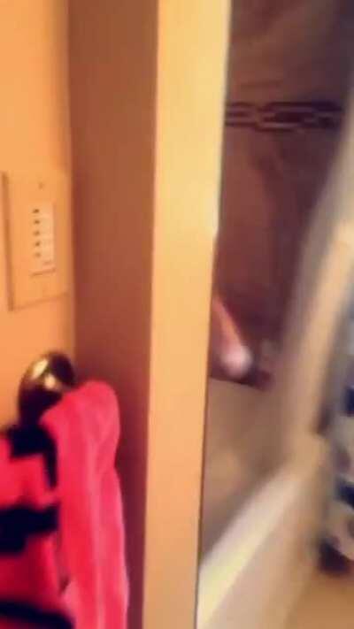 My roommate being literally herself 😂