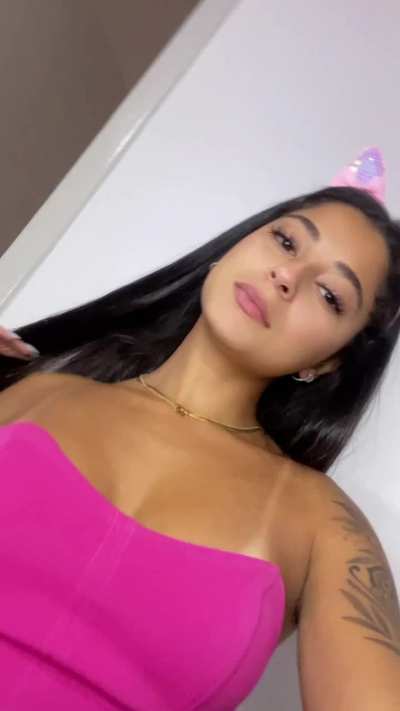 lets start with a tittyfuck :)