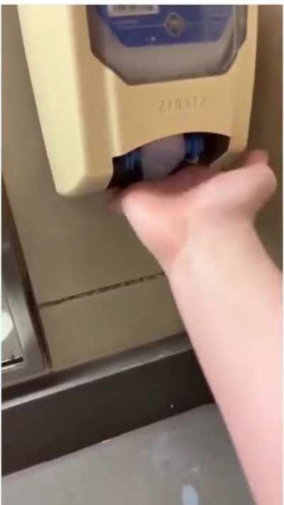 Whoever designed this need to be locked up