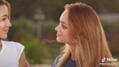 Las pibas cuando se quema un bosque... Los pibes