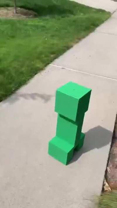 I Made a Working Remote Control Creeper