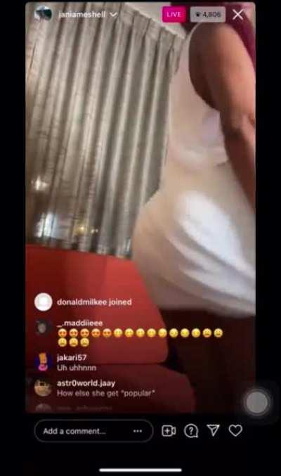 Jania making it clap