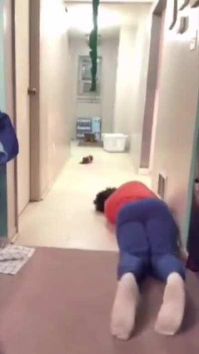 To swing a Coke bottle