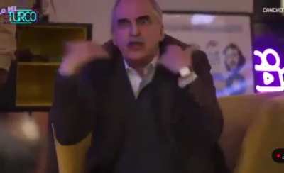 Cuando ya se hicieron las 4AM y te discuten la supremacia de la BBC